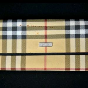 Burberry check wallet.